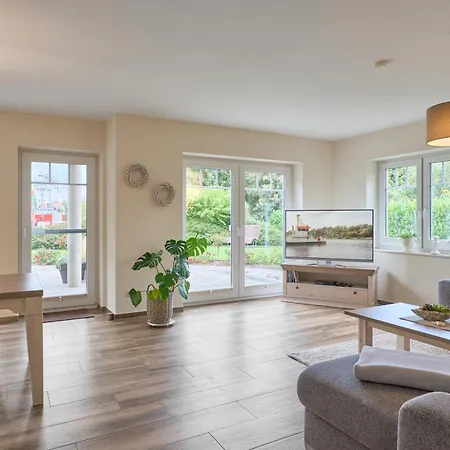 Kanalblick, Schiffsdeck *